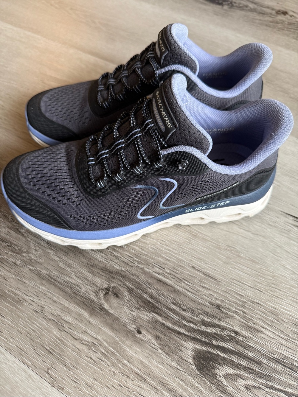 Skechers Hands Free Slip-ins® Glide-Step® Sole Women's Sneakers, Size 6.5